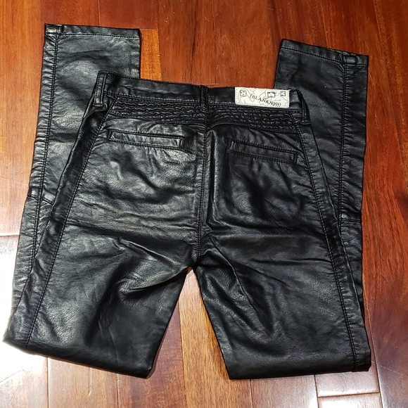 Blank NYC faux leather girls pants - Picture 6 of 12